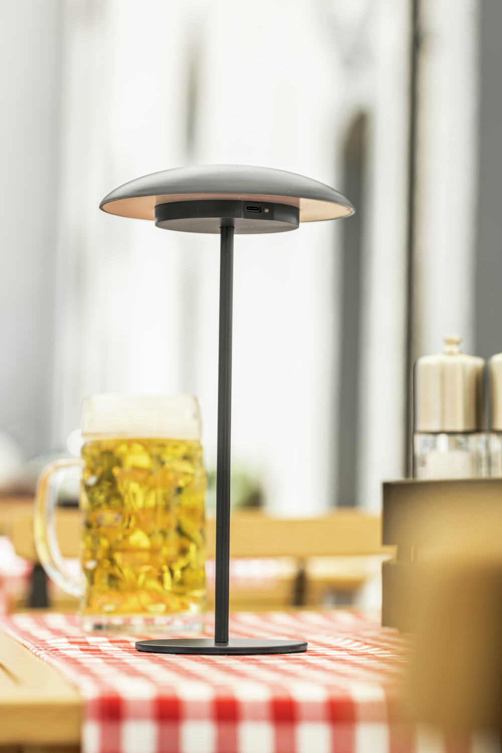 Lampa de masa LED Newgarden Sardinia 2 in 1, Lumina Alb Puternic Dimabila, Metal Vopsit Electrostatic, Antracit, Incarcare USB-C, Interior/Exterior, Inaltime 15-28 cm