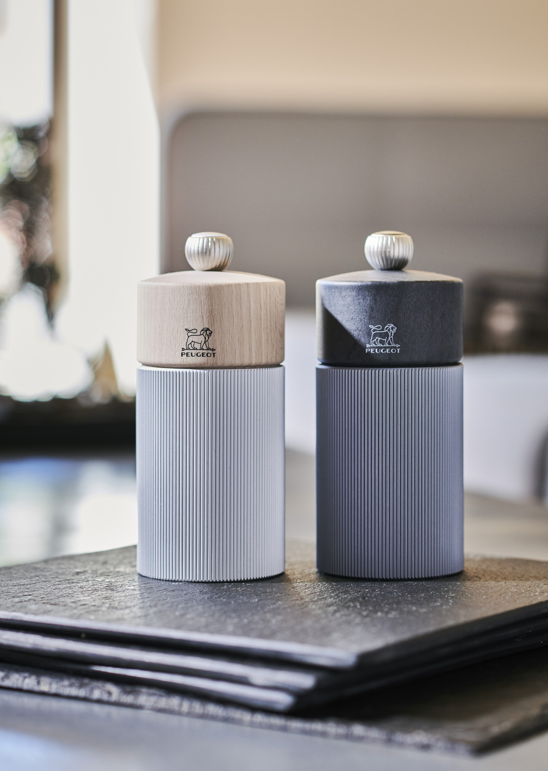 Peugeot Line Salt Mill, 12 cm, Anodized Aluminum and Beech Wood, Stainless Steel Mechanism, Made in France