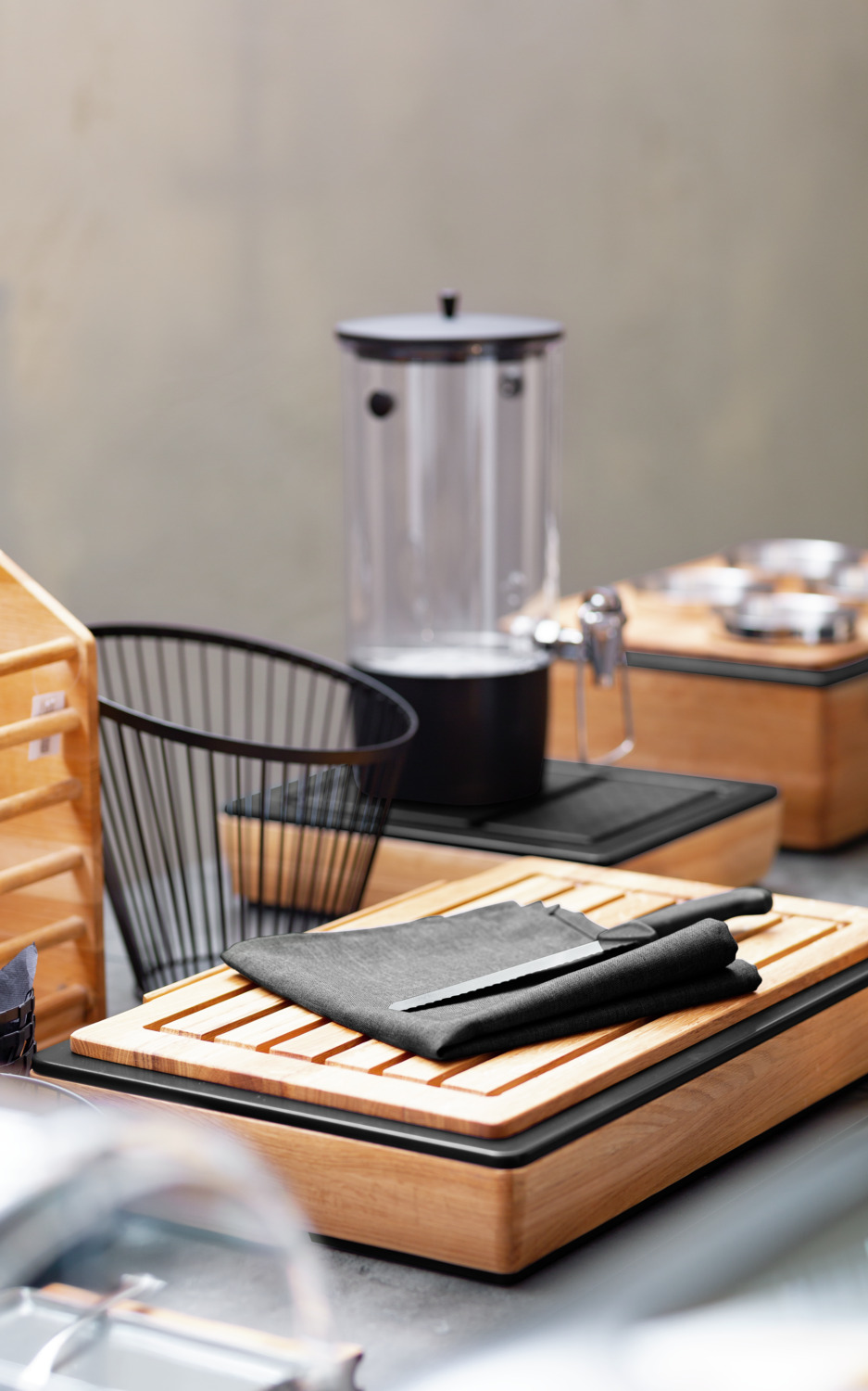 VEGA Montana Bread-Slicing Station Set of 3, Solid Oak and Anthracite MDF, GN 1/1 Size, 57 x 36.5 x 11 cm, includes Buffet Box, Base and Cutting Board