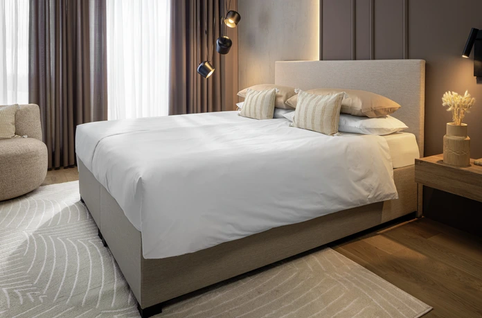 Husa pentru perna LUSINI Solutions GmbH Siena 40x80 cm, Percale din bumbac si poliester, Inchidere tip hotel, OEKO-TEX Standard 100, Alb