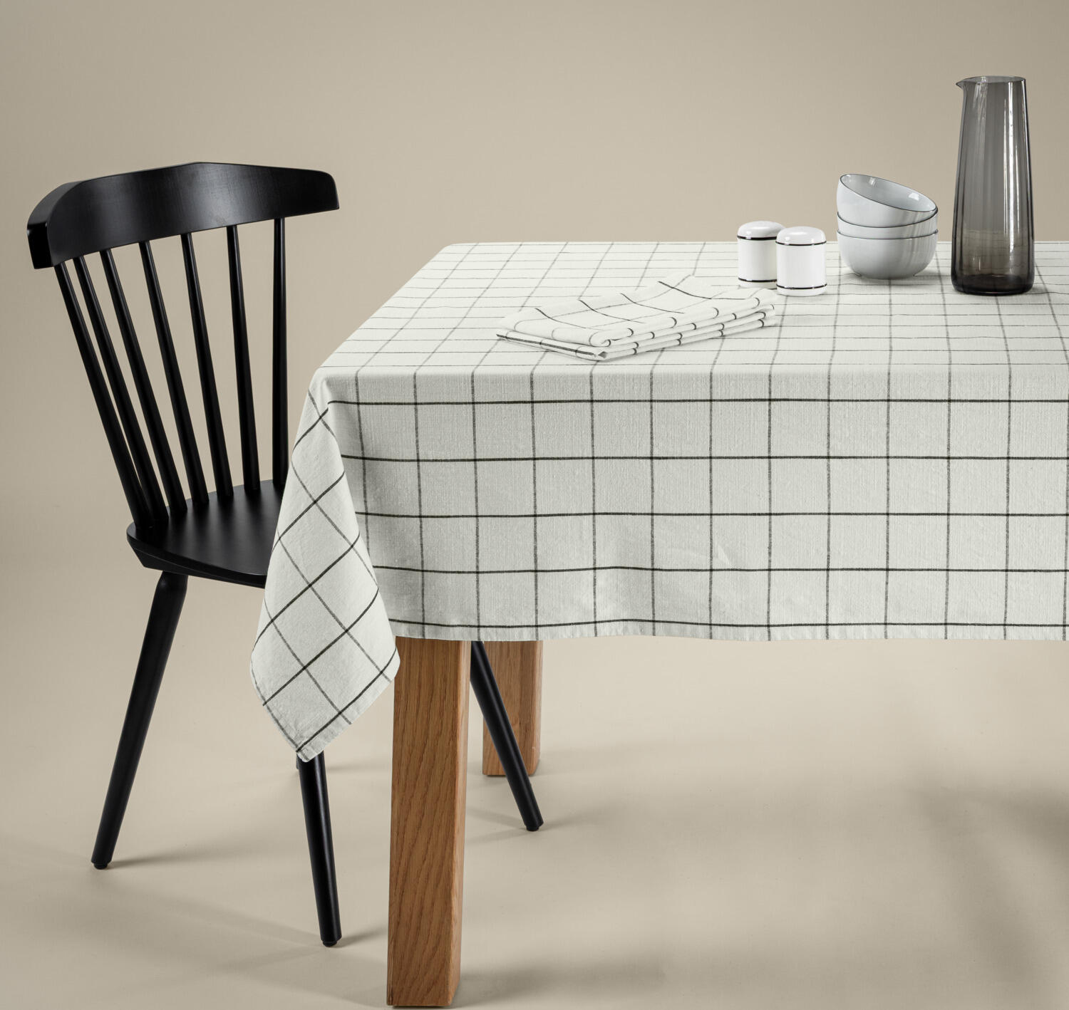 LUSINI Solutions GmbH Skan Rectangular Tablecloth, 100% Cotton Textured Fabric, Linen Look, Large Chequered Plaid, 130 x 170 cm, Cream White/Anthracite