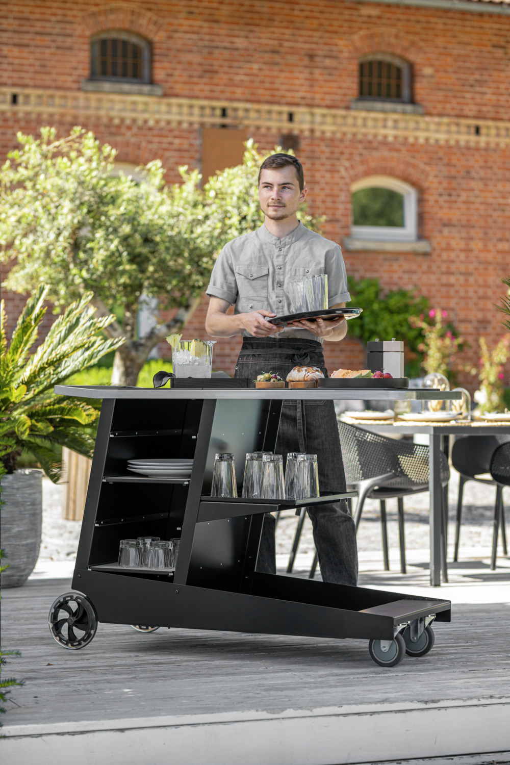 VEGA Sprinter Modular Serving Trolley, Powder-Coated Aluminum and Stainless Steel, GN Container Compatible, Black, 57.5 x 135 x 92 cm