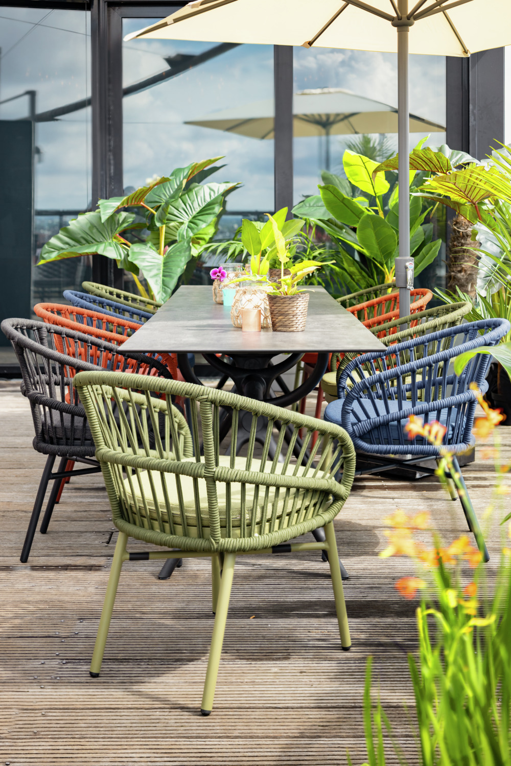 VEGA LUSINI Pina Outdoor Chair Set of 2, Terracotta, Powder-Coated Aluminum Frame, Rope Wickerwork, Stackable Weatherproof Garden Chairs with Washable Cushions
