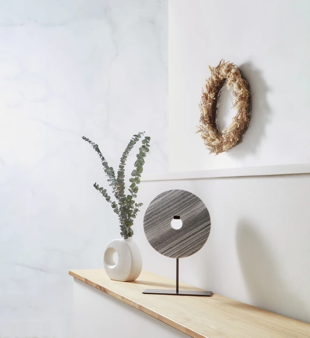 Vega Vase Mariam, White Porcelain, Waterproof, Modern Elegant Circular Design, 17.4 x 6 x 17 cm