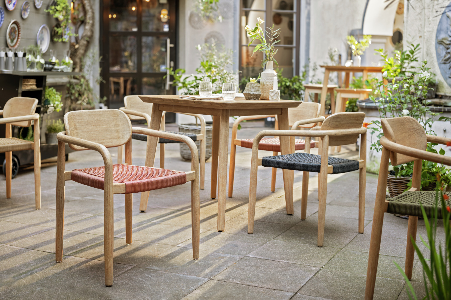 VEGA Mando Outdoor Chair Set of 2, Eucalyptus Wood Frame, Rope Wickerwork, Terracotta, 56.5x50x76 cm, Weatherproof, UV-resistant, Stackable
