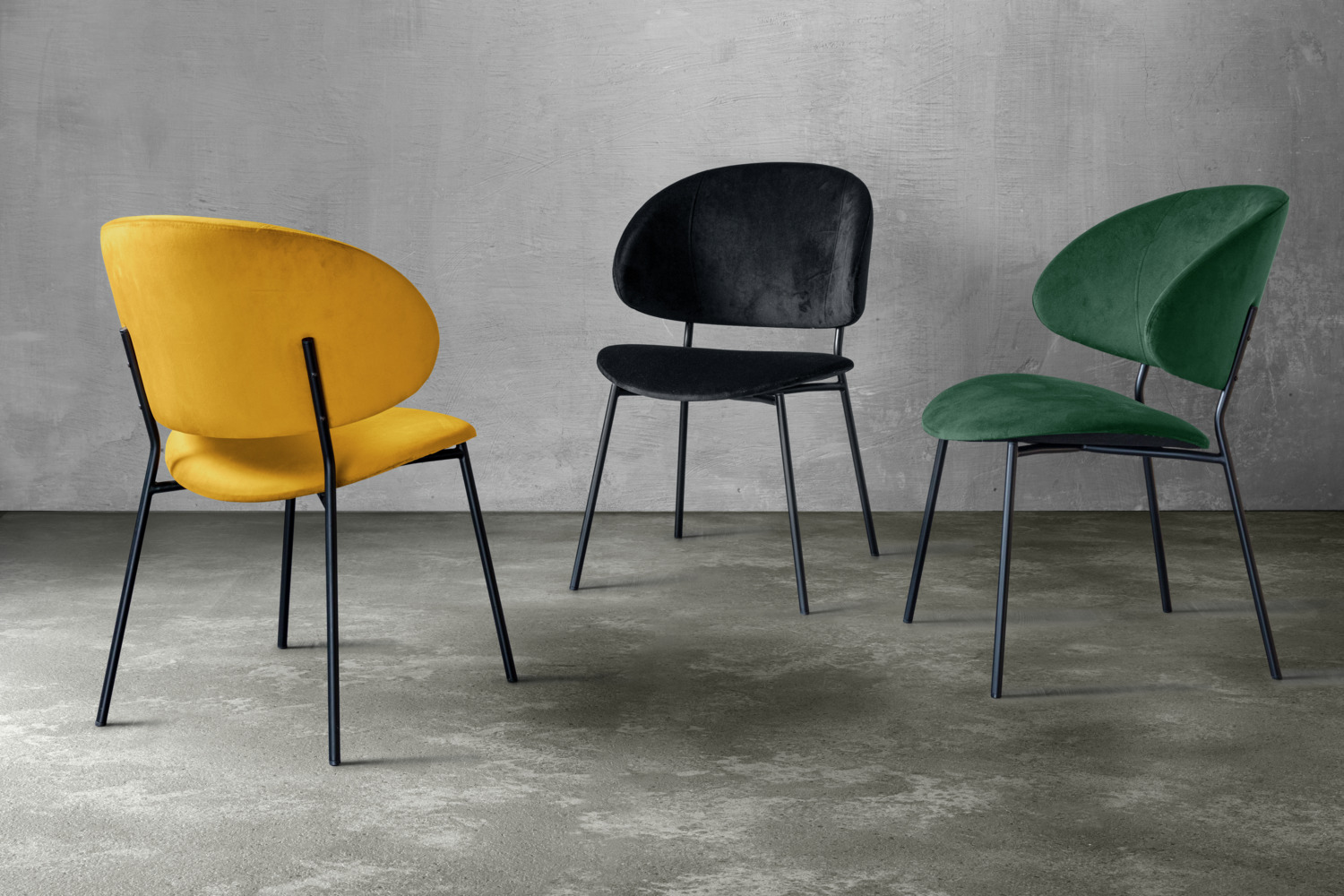 Scaun tapitat VEGA Lindo, catifea din poliester verde-brad, cadru din otel vopsit electrostatic negru, ergonomic, ignifug, 55x65x85 cm