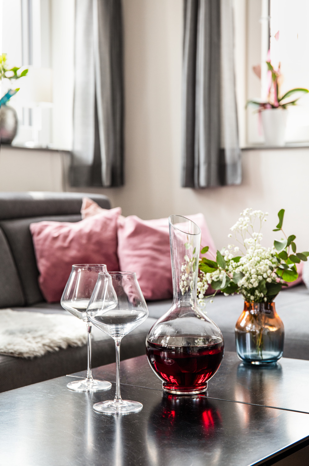 Luigi Bormioli Sublime Wine Decanter, Handmade Crystal Glass, 750 ml, 33.1 cm Height, Transparent, Modern Classic Design for Red Wines
