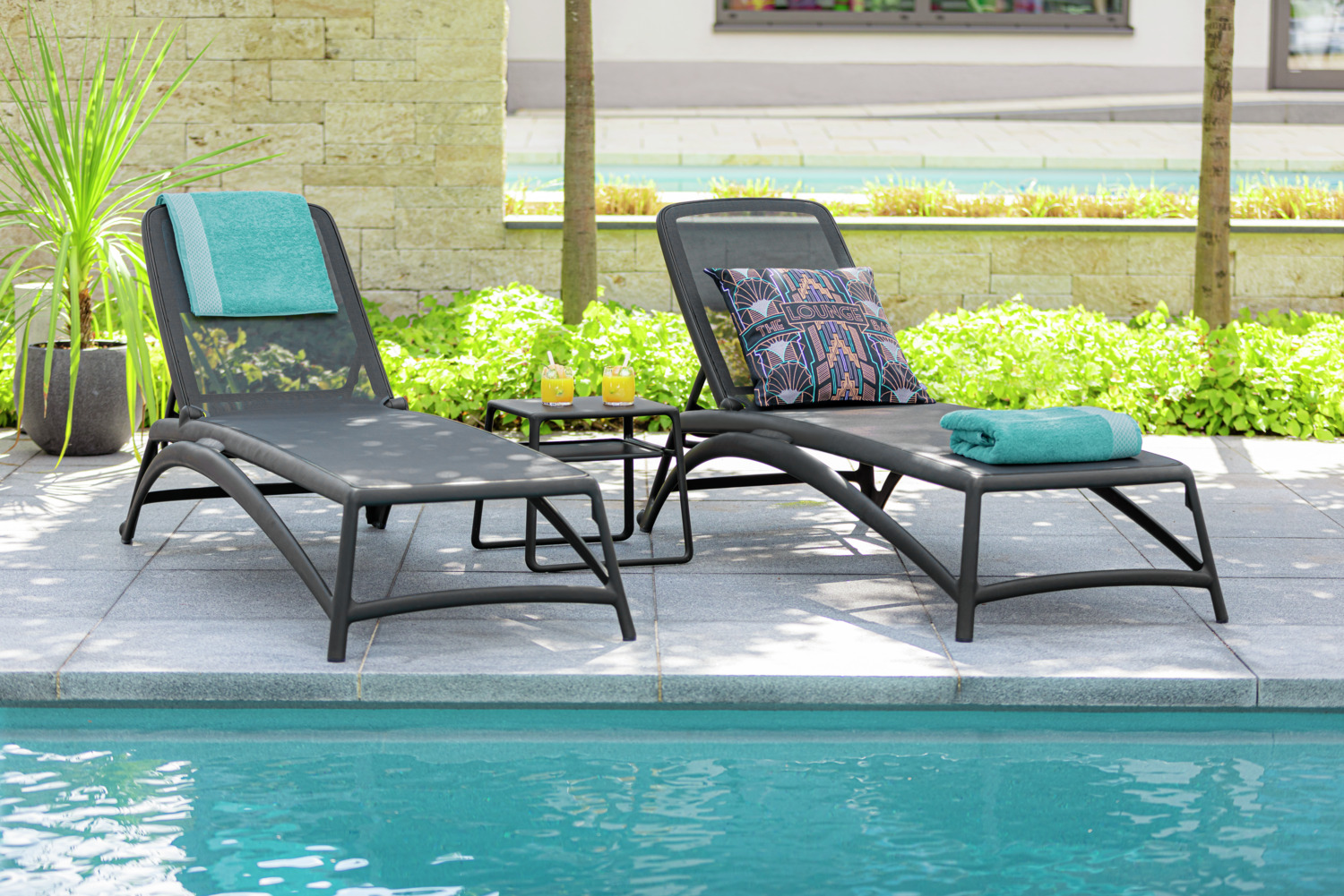 Nardi Atlantico Side Table, Fiberglass Polypropylene, Anthracite, 37x29x39 cm, UV-Resistant Weatherproof Outdoor Table with Removable Tray