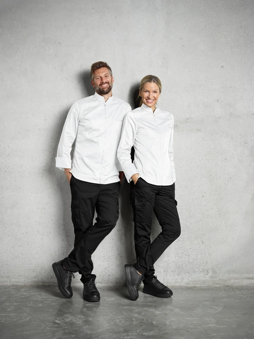 Jobeline Racer Men's Chef Jacket, White, 65% Polyester 35% Cotton, Central Zipper, Mesh Ventilation Panels, Short Wing Collar, OEKO-TEX Certified