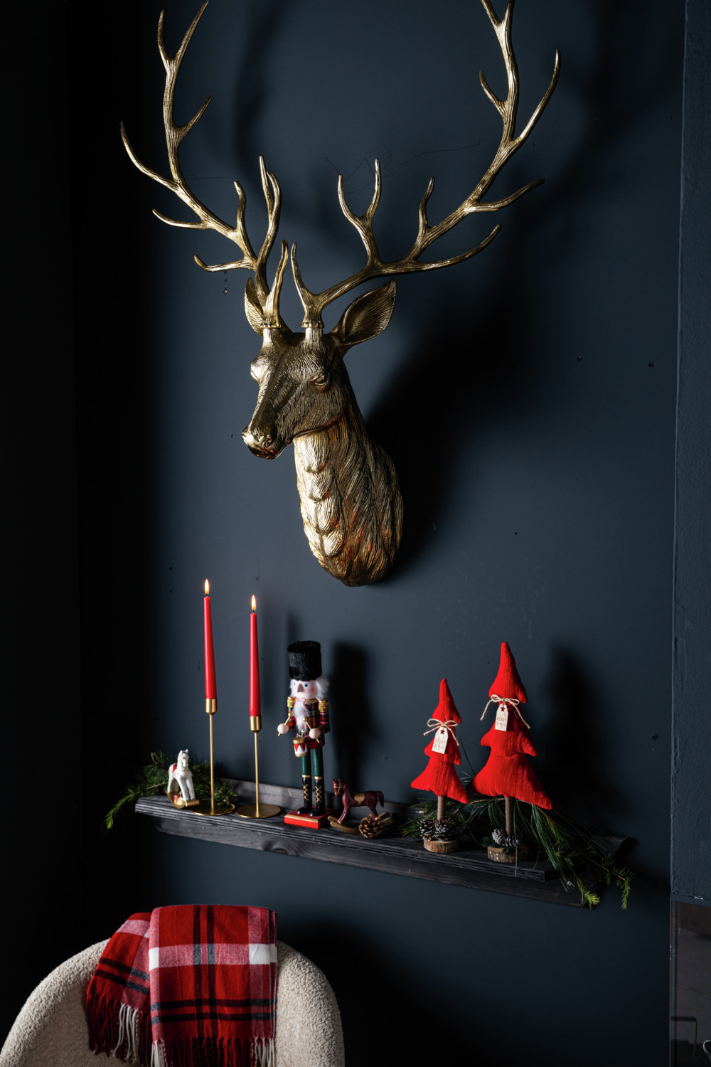 LUSINI Janne XXL Decorative Deer Head, High-Quality Aluminum, Gold, 104 x 132 x 35.5 cm, Indoor Wall Art with Bracket