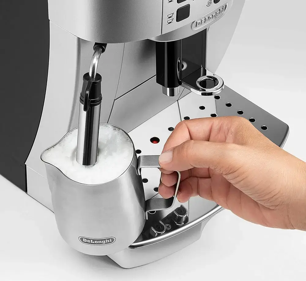 DeLonghi Magnifica S ECAM22.110 Automatic Coffee Machine, 1450W, 15 Bar, 1.8L Tank, 13-Step Grinder, Cappuccino System, White