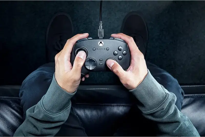 Razer Wolverine V3 Tournament Edition Wired Gaming Controller for Xbox Series X|S and PC, Hall Effect Thumbsticks, Mecha-Tactile Buttons, Black
