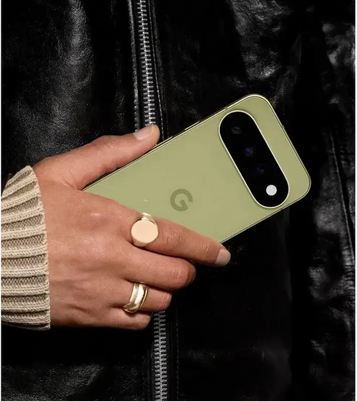 Google Pixel 11 Android Smartphone, Pistachio, with 12GB RAM, 256GB Storage, Triple Rear Camera System and Punch-hole Front Camera, Slab Form Factor