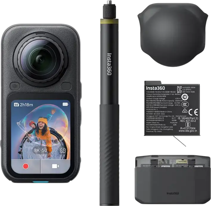 Insta360 X6 Essentials Bundle, Video 360 8K 50fps, Foto 120MP, 64GB, Impermeabilizare IP68 20m, Ecran OLED, Set de 5 piese