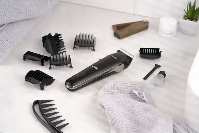 Ardesto HC-Y32-B Hair Clipper for Household Use, Stainless Steel Blades, 6 Length Modes 0.5-30mm, USB Battery Powered, Set of 6 Nozzles, Black