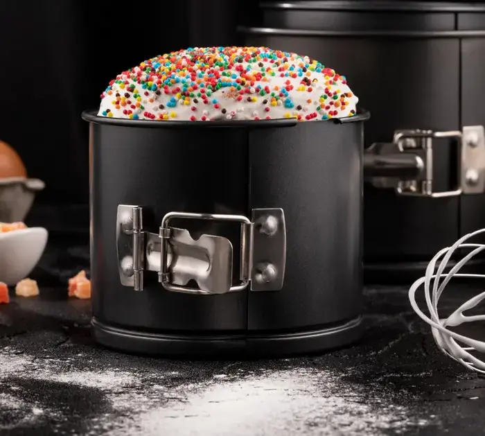 Tava de copt detașabilă Ardesto AR2506G Gemini pentru Pască și Cupcake, Oțel Carbon, Rotundă, Diametru 14 cm, Înălțime 12 cm, Negru, Set de 1 piesă