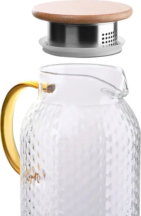 Ulcior Ardesto AR2615BPG Dew, 1.5L Sticla Borosilicata Rezistenta la Cald, Textura Ciurita, Capac Bambus si Inox cu Filtru, Maner Auriu