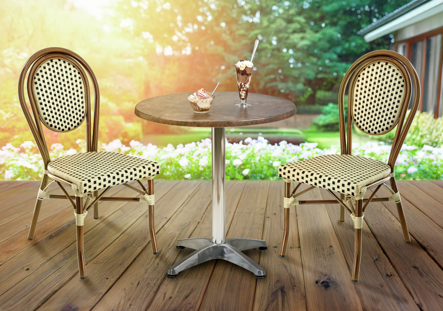 Set de 2 Scaune Bistro Exterior Pulsiva Glory, Maro, Cadru Aluminiu Aspect Bambus, Impletitura Plastic, Stivuibile Rezistente la Intemperii, 60x43x89 cm