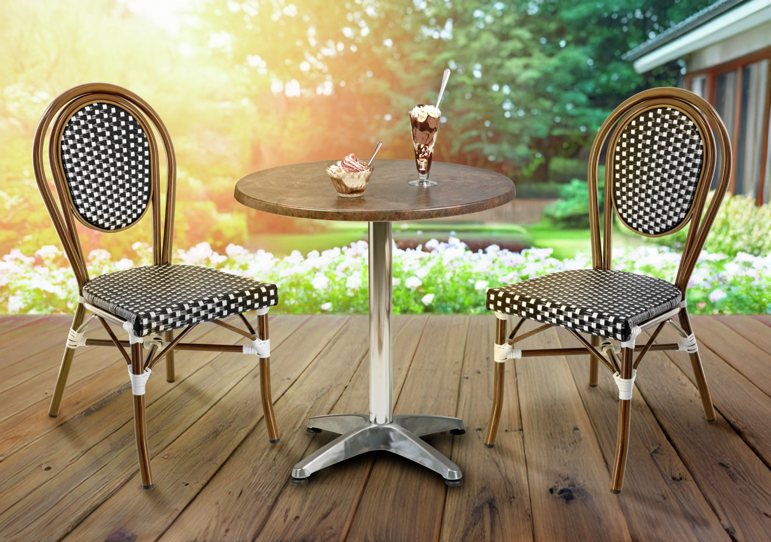Set de 2 Scaune Bistro Exterior Pulsiva Glory, Verde si Alb, Cadru Aluminiu Aspect Bambus, Impletitura Plastic, Stivuibile Rezistente la Intemperii, 60x43x89 cm