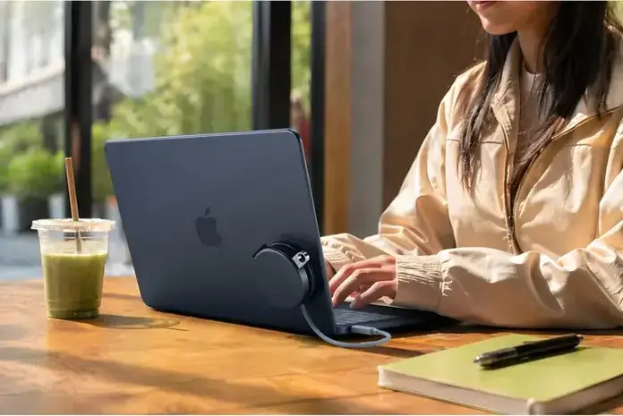 Многопортовый адаптер Satechi OntheGo 5-in-1, USB-C хаб с HDMI 4K/60Гц, PD 60Вт, USB-C и USB-A 3.2 Gen 1, слотом для SD-карт, алюминий, магнитный монтаж