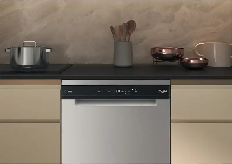 Посудомоечная машина Whirlpool W7F HP43 X MaxiSpace отдельно стоящая, на 15 комплектов, 10 программ, 43 дБ, AquaStop, нержавеющая сталь, 60x59x85 см