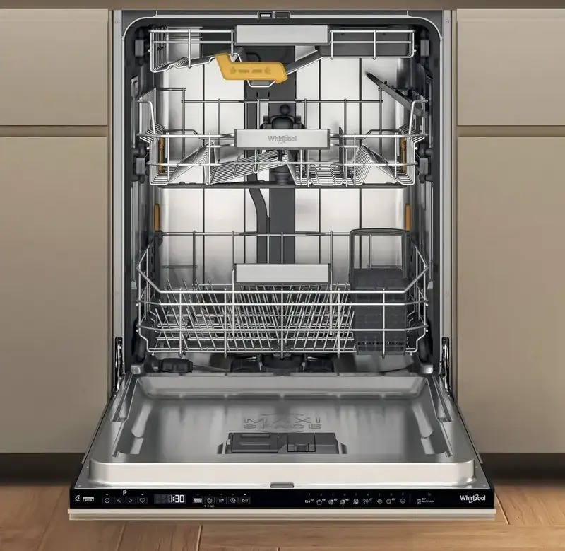 Встраиваемая посудомоечная машина Whirlpool WH8IA15AM6L0, полноразмерная, на 15 комплектов, 6th Sense, NaturalDry, AquaStop, 10 программ, класс A, черная