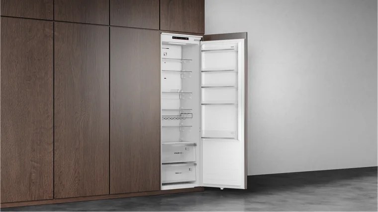 Teka RSL 73385 FI Built-in Single Door Refrigerator, Total No Frost, Inverter Motor, Touch Control, VitaCare Drawer, 304L Capacity, Energy Class D