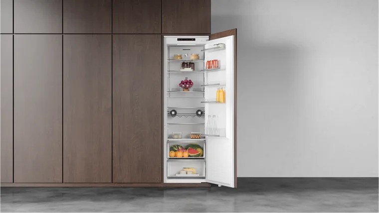 Teka RSL 73385 FI Built-in Single Door Refrigerator, Total No Frost, Inverter Motor, Touch Control, VitaCare Drawer, 304L Capacity, Energy Class D