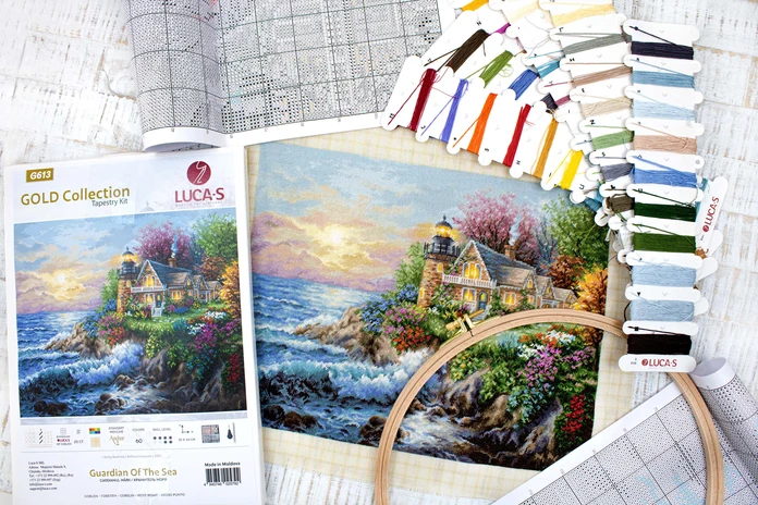 Kit Tapiserie Petit Point Luca-S G613 Gardianul mării, Colecția Gold, 30 x 24 cm, Pânză Zweigart 25 ct, 60 Culori Fire Bumbac Anchor