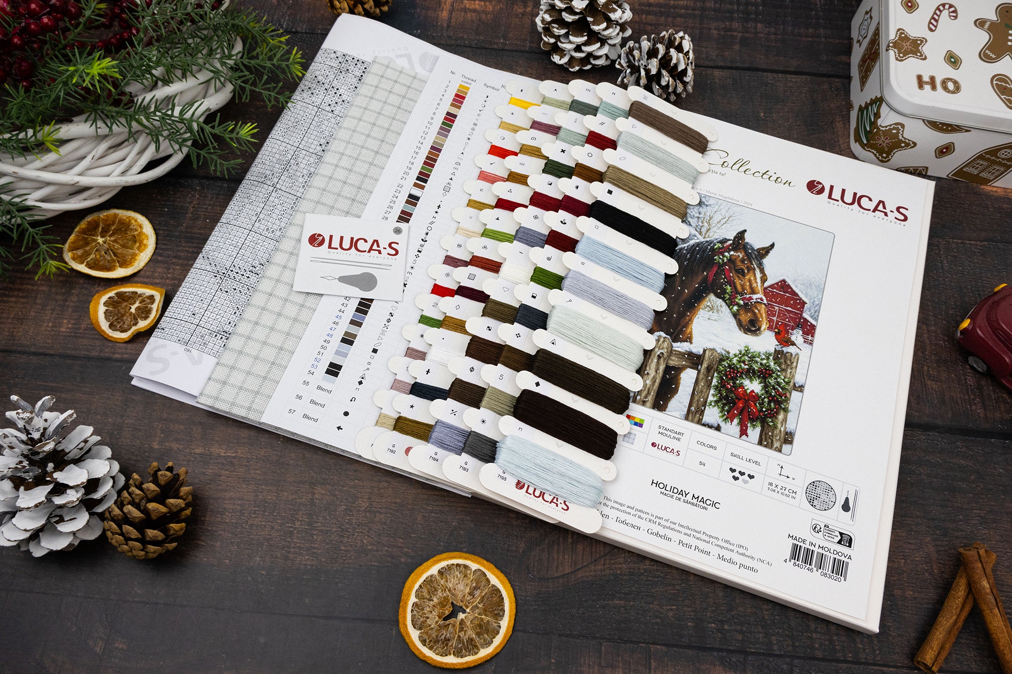 Набор для вышивания Luca-S GOLD Holiday Magic G710, 18x27 см, 54 цвета, канва Zweigart 25ct Grey Gobelin, нити 100% хлопок
