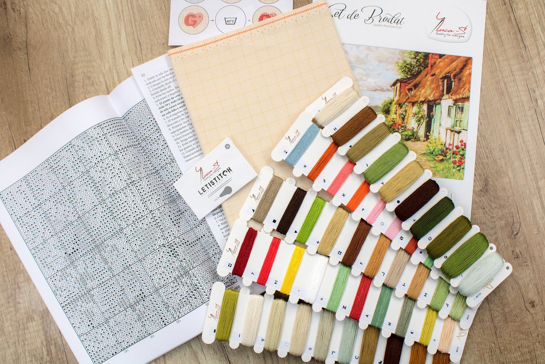 Luca-S G571 Summer Petit Point Kit, 30x24 cm, 50 Colors, Anchor Cotton Mouliné Yarn, Zweigart 25 ct Canvas