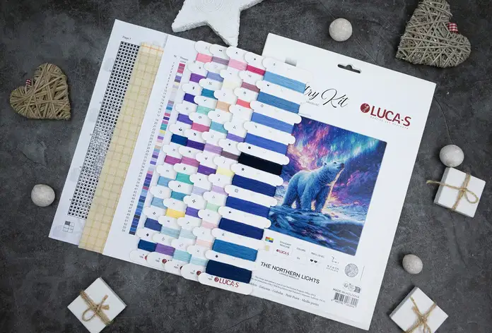 Luca-S G712 The Northern Lights Cross Stitch Kit, 16x16 cm, 54 Colors, Zweigart 25 ct Fabric, 100% Cotton Thread, Includes 2 Needles