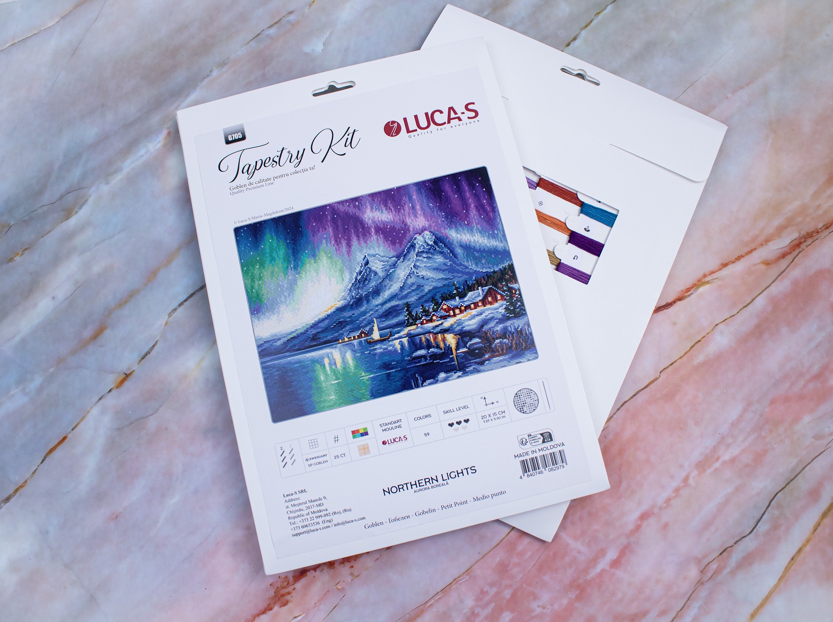 Luca-S G705 Northern Lights Petit Point Tapestry Kit, 20x15 cm, 59 Colors, 100% Cotton Thread, Zweigart 25ct Fabric, Includes 2 Needles