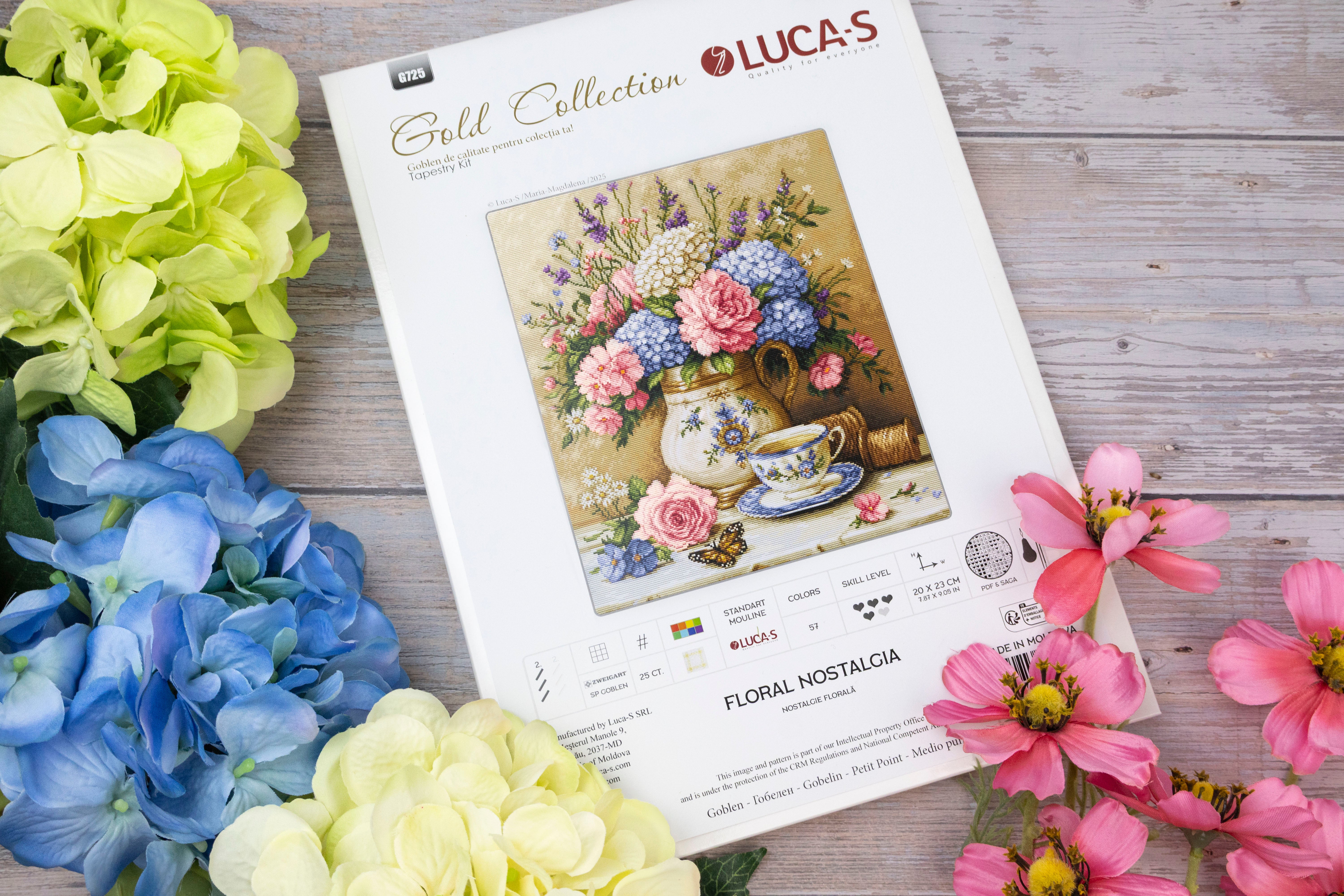 Luca-S G725 Floral Nostalgia Cross Stitch Kit, Gold Collection, 20x23 cm, Zweigart 25 ct Canvas, 57 Colors, 100% Cotton Thread