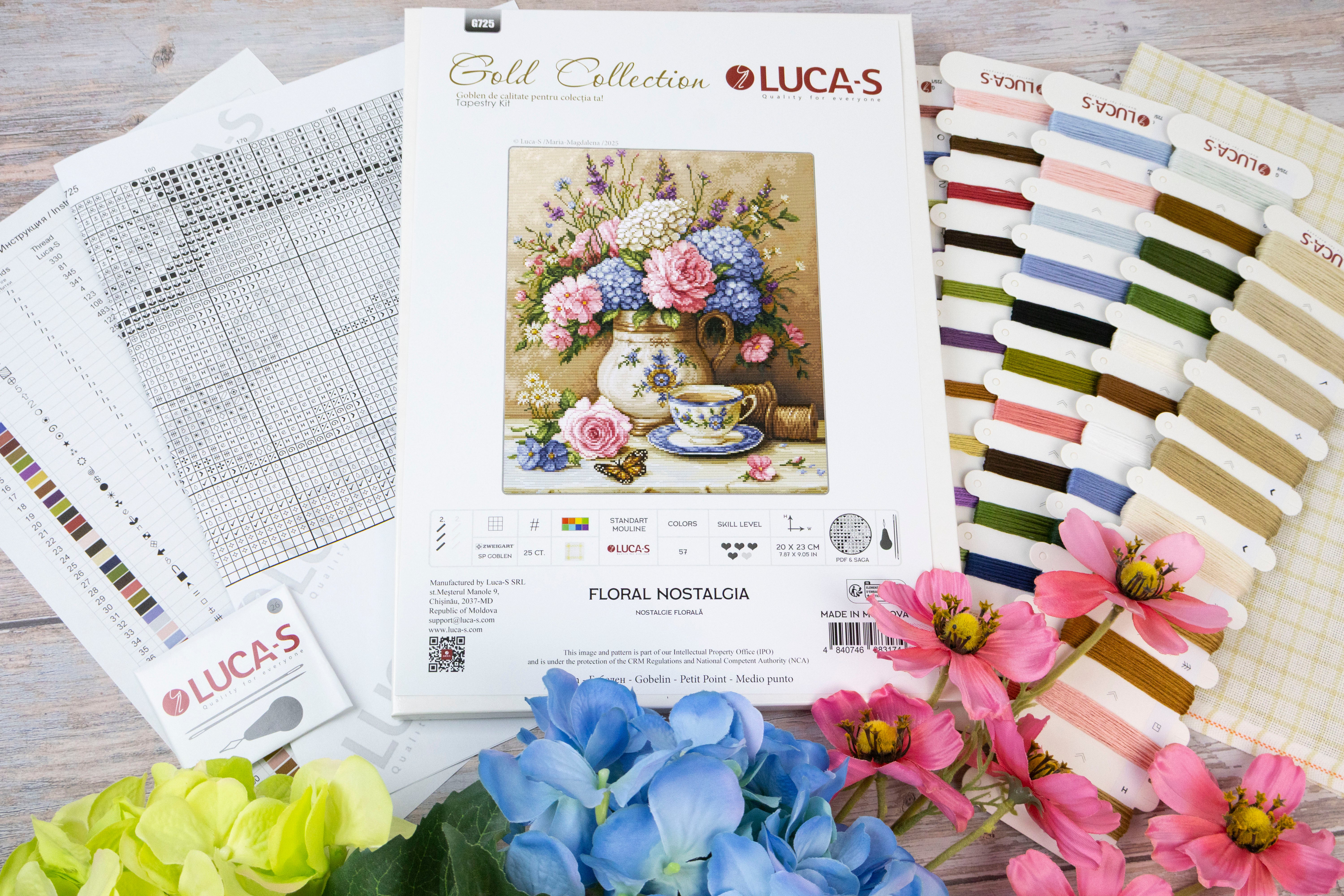 Luca-S G725 Floral Nostalgia Cross Stitch Kit, Gold Collection, 20x23 cm, Zweigart 25 ct Canvas, 57 Colors, 100% Cotton Thread