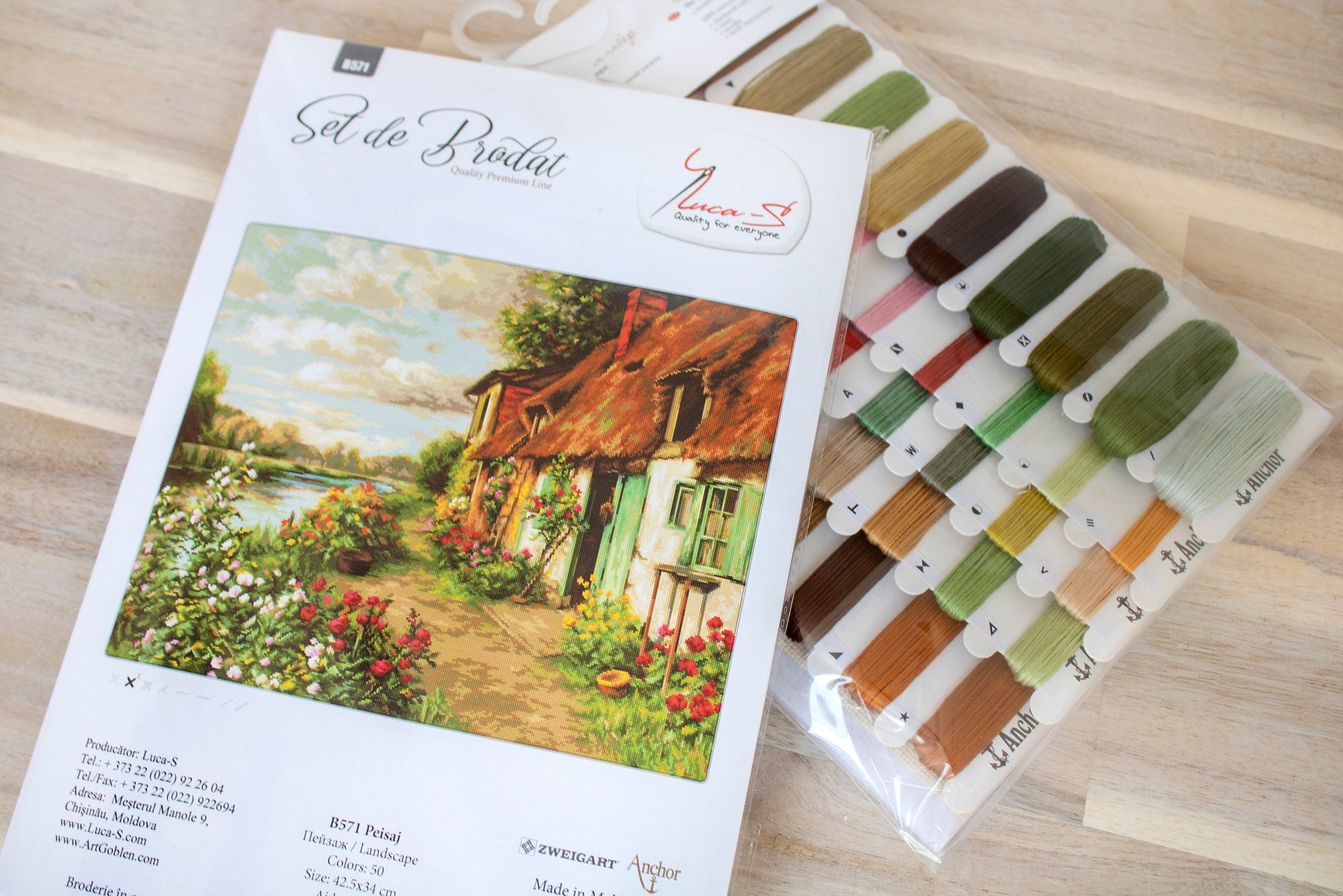 Luca-S B571 Landscape Cross-stitch Embroidery Kit, Quality Premium Line, 42.5 x 34 cm, Aida 18 Zweigart Fabric, Anchor Mouline Threads, 50 Colors