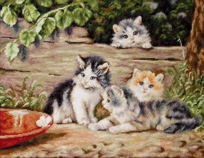 Luca-S B556 Kittens Counted Cross Stitch Kit, 36.5x28.5 cm, 45 Colors, Anchor Mouline Cotton Threads, Ivory Zweigart Aida 16 ct Canvas