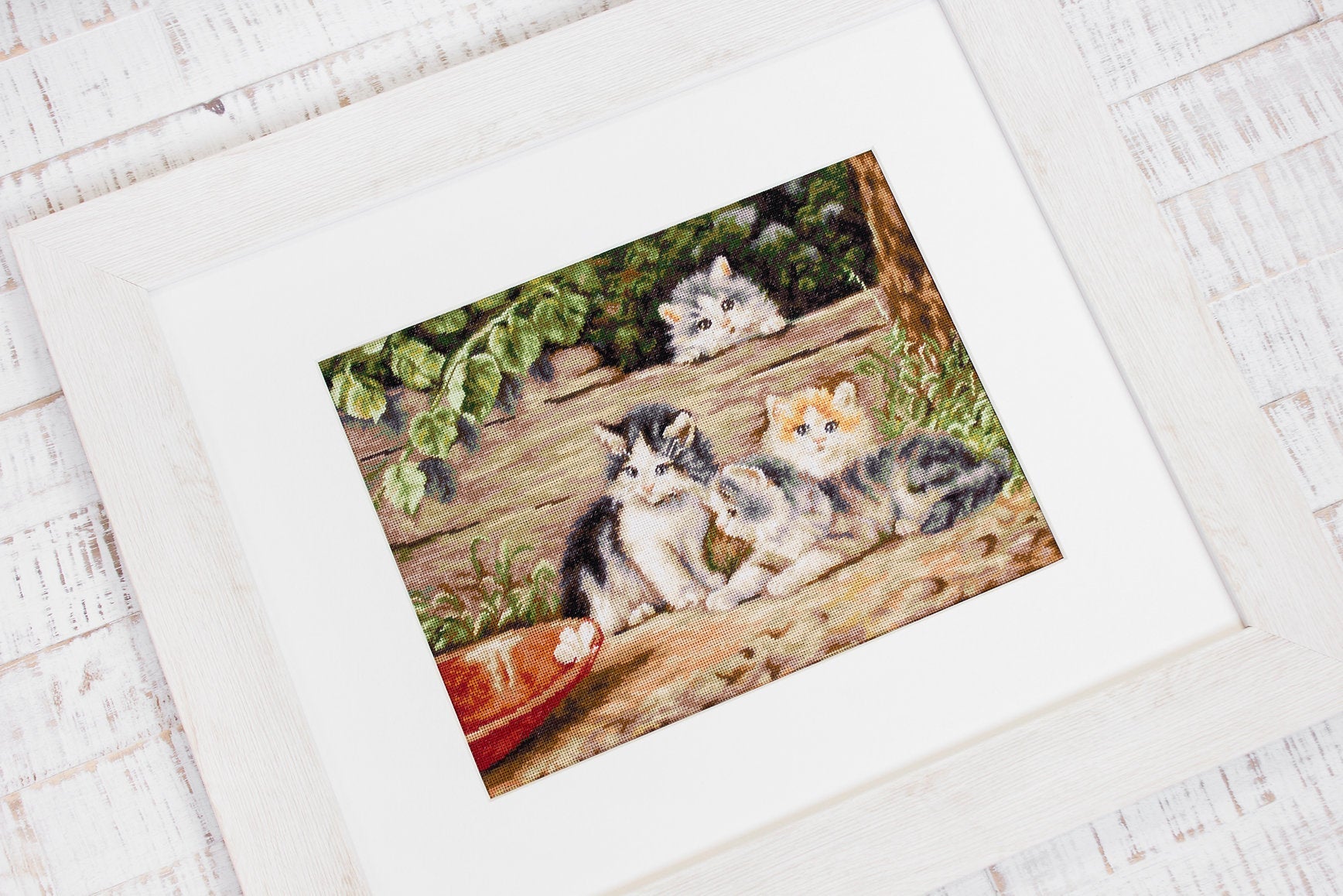 Luca-S B556 Kittens Counted Cross Stitch Kit, 36.5x28.5 cm, 45 Colors, Anchor Mouline Cotton Threads, Ivory Zweigart Aida 16 ct Canvas