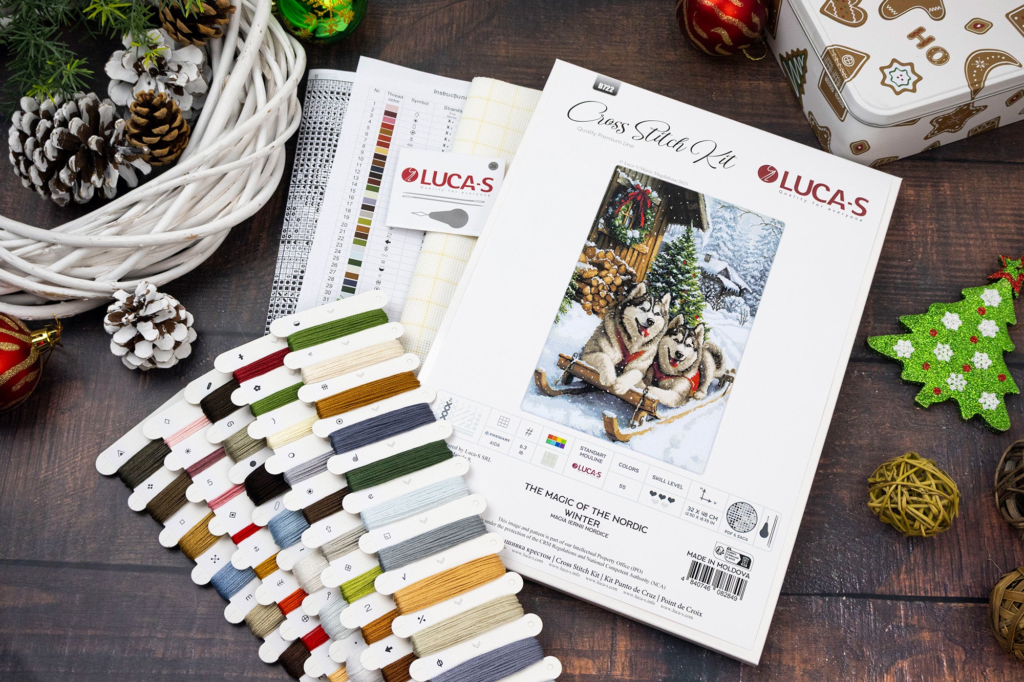 Kit Broderie Luca-S B722 Magia Iernii Nordice, 32x48 cm, Material Zweigart Aida 16ct, 55 Culori, Fir 100% Bumbac
