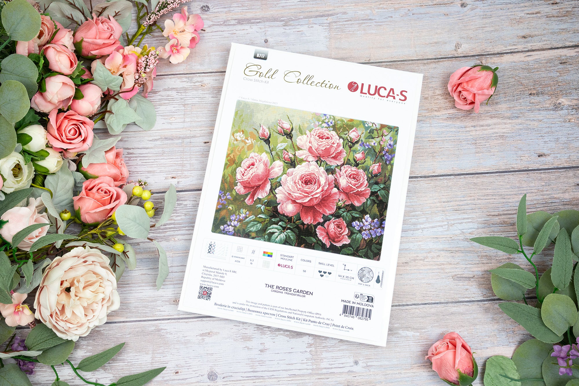 Набор для вышивания Luca-S B717 The Roses Garden, Gold Collection, ткань Zweigart Aida 16, 44 x 35 см, 58 цветов, нити 100% хлопок