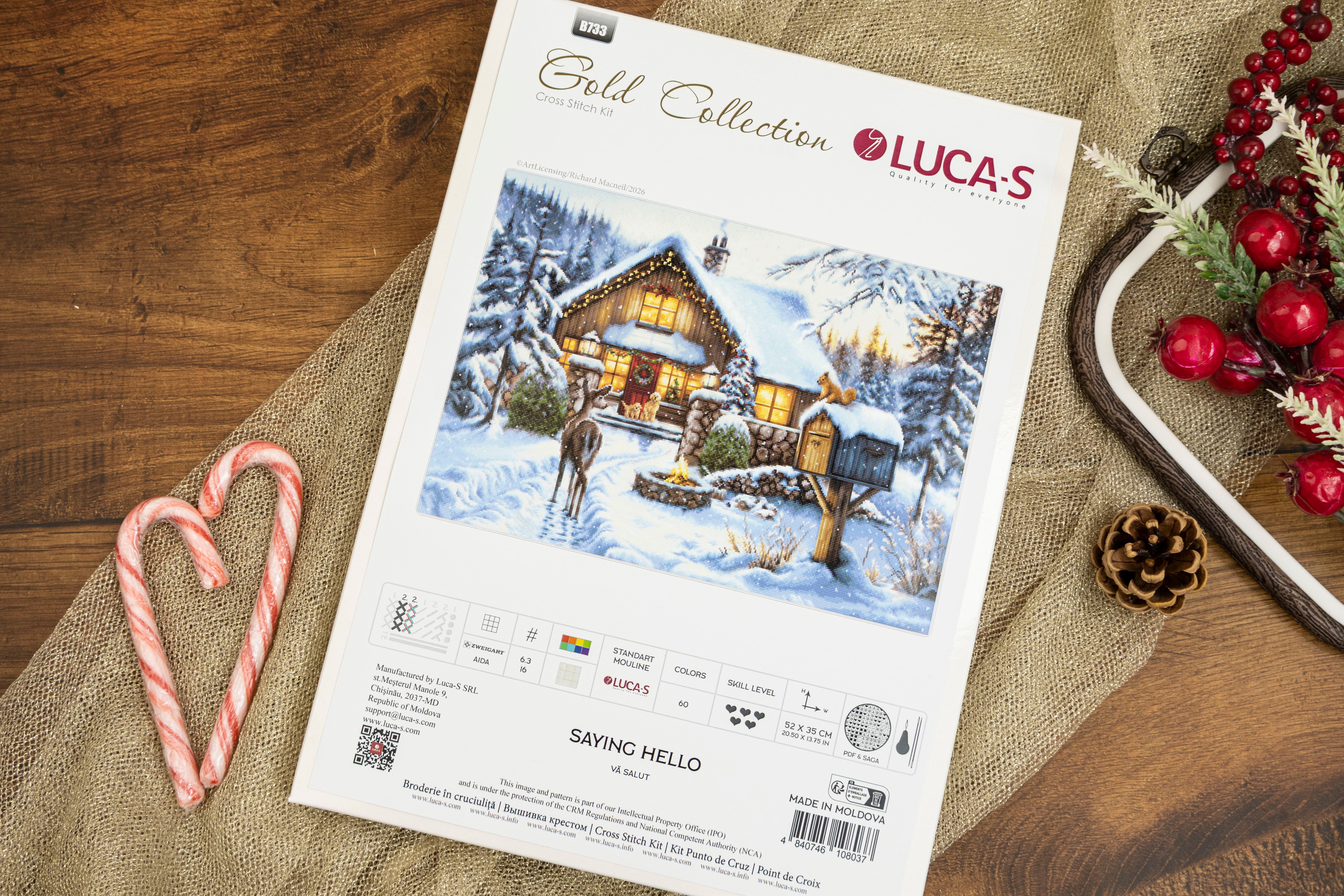 Luca-S B733 Saying Hello Cross Stitch Kit, Gold Collection Christmas Winter Scene, Zweigart Aida 16ct Fabric, 52 x 35 cm, 60 Colors