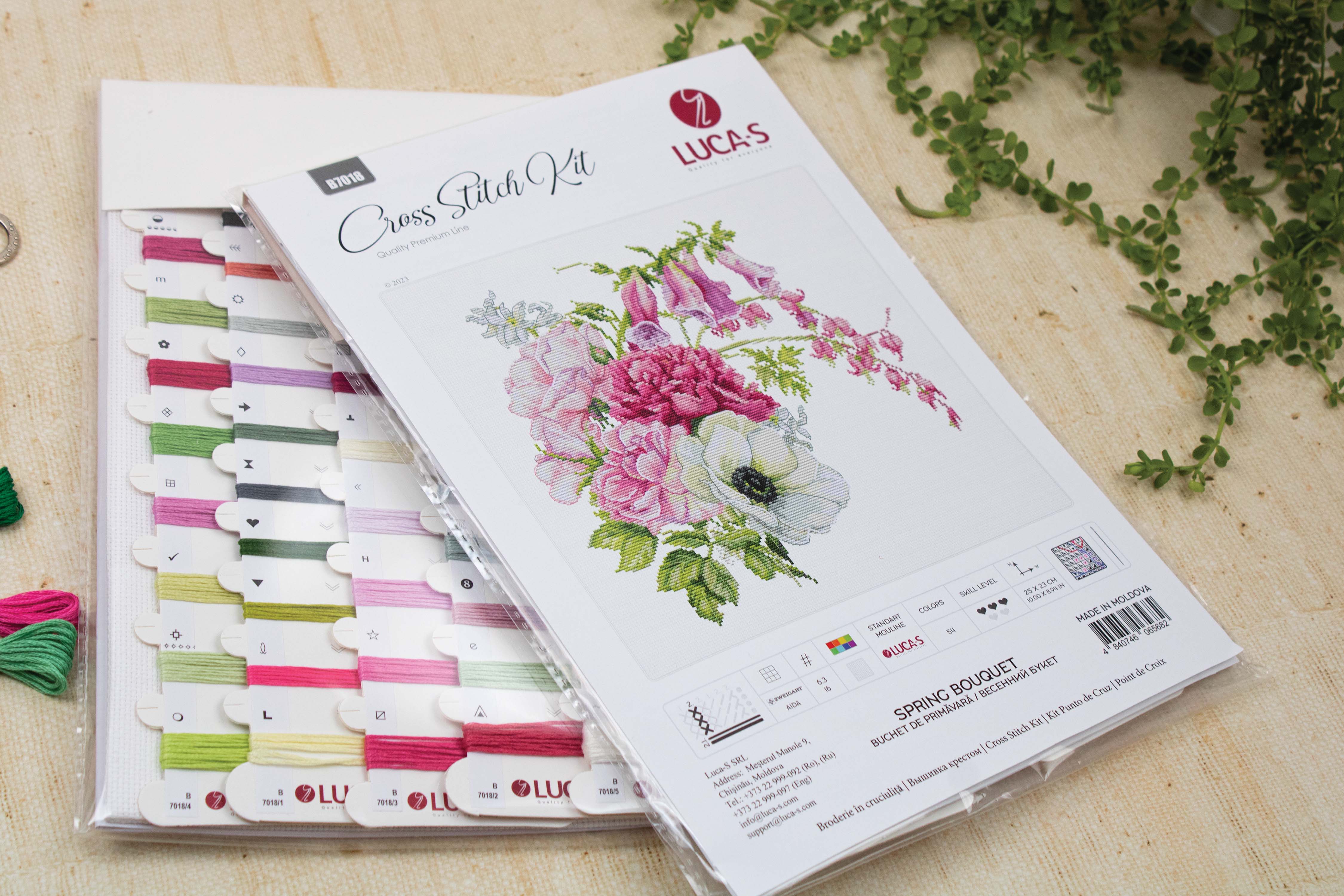Luca-S B7018 Spring Bouquet Cross Stitch Kit, Zweigart Aida 16 ct Fabric, 100% Cotton Thread, 25 x 23 cm, 54 Colors