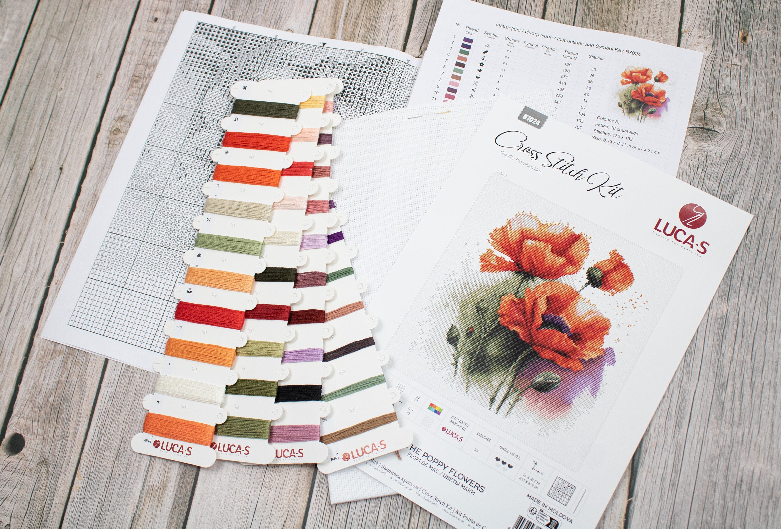 Kit Broderie Luca-S B7024 Flori de Mac, Quality Premium Line, Pânză Zweigart Aida 16 ct, 21x21 cm, 37 Culori, Ață 100% Bumbac