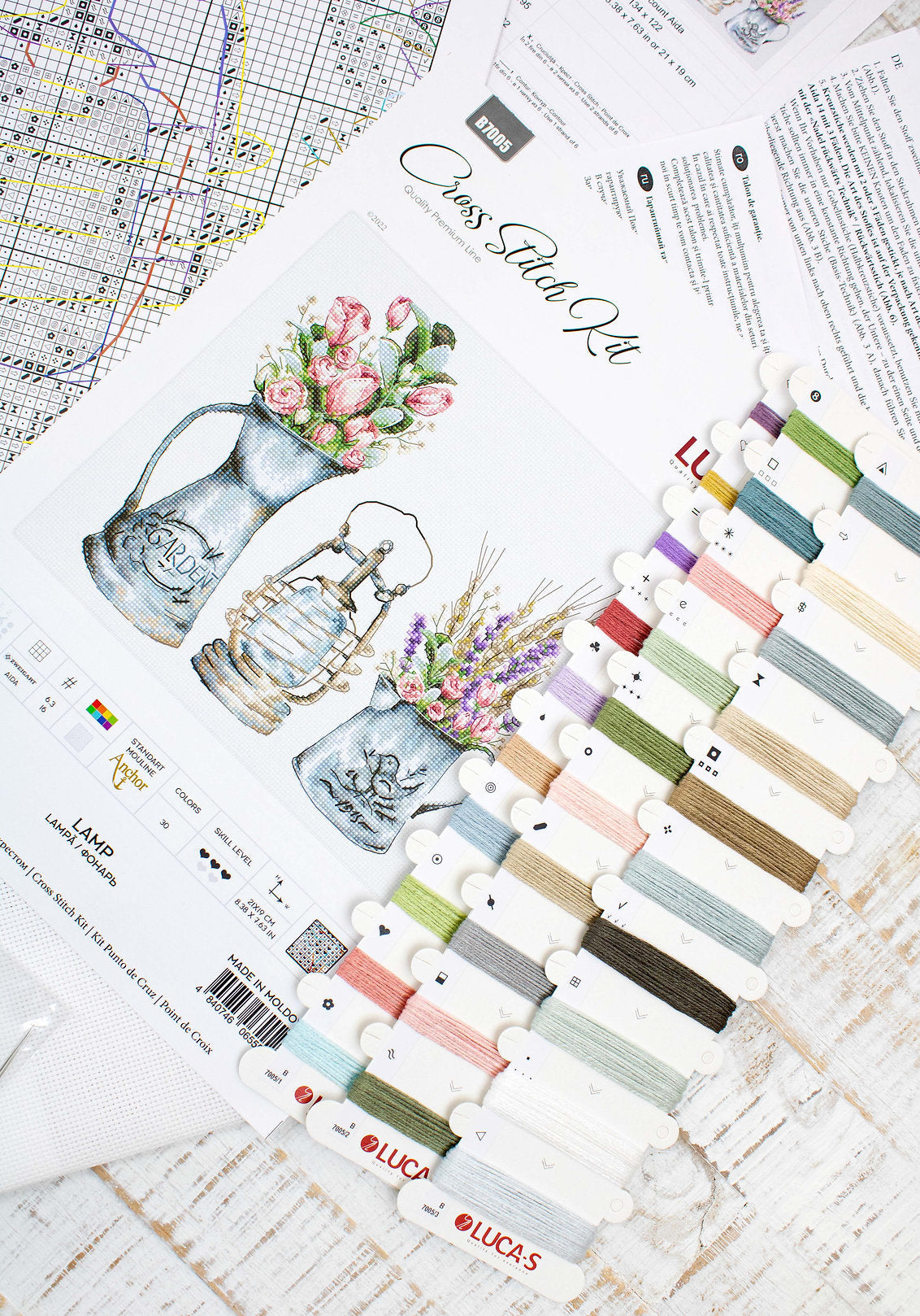 Kit Broderie Luca-S B7005 Lamp, 134x122 Puncte, 30 Culori, Material Zweigart 16ct AIDA, 21x19 cm, Aste Anchor