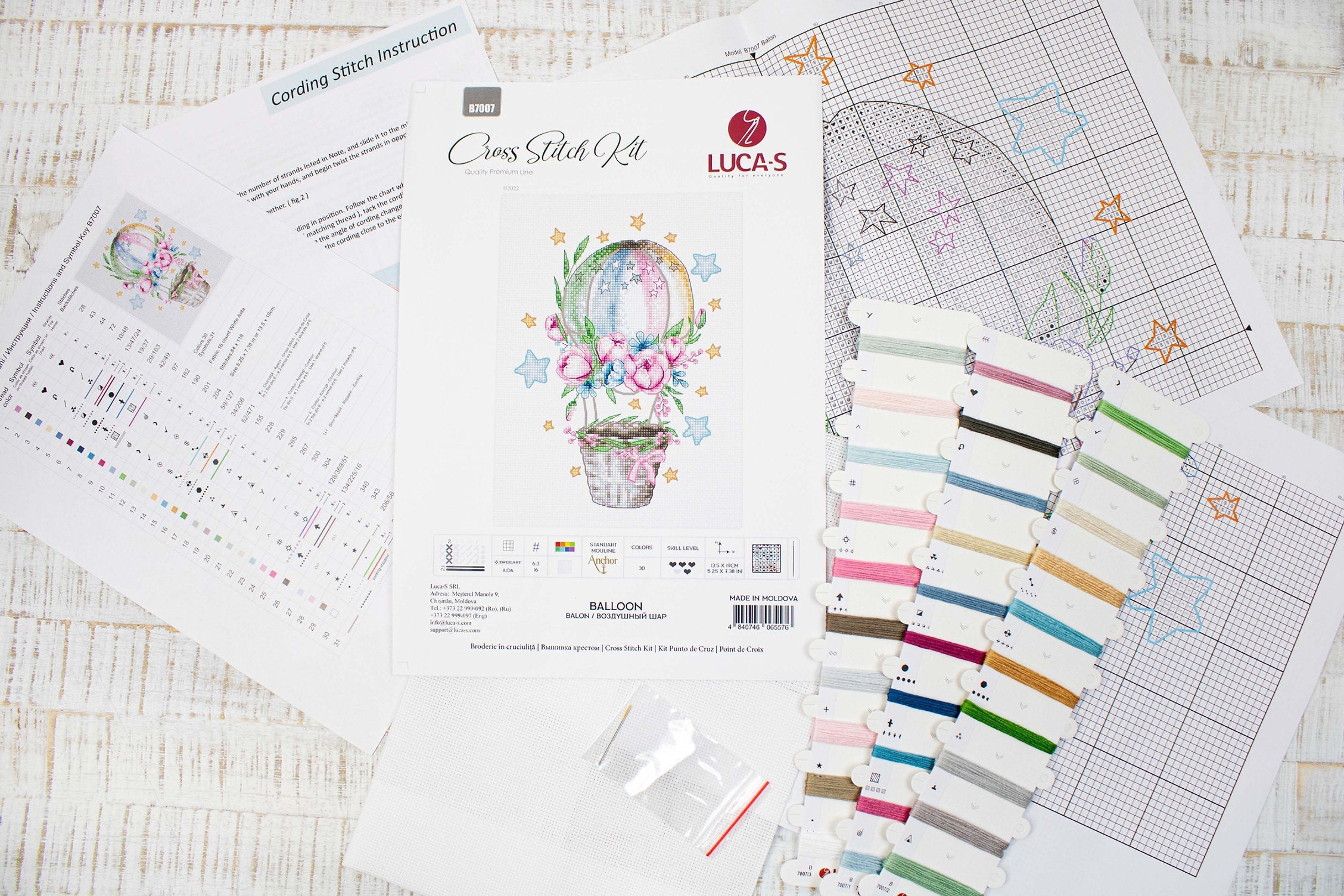 Luca-S B7007 Balloon Cross Stitch Kit, 13.5 x 19 cm, Zweigart AIDA 16ct Fabric, Anchor Mouline Threads, 30 Colors, Complexity 4/5