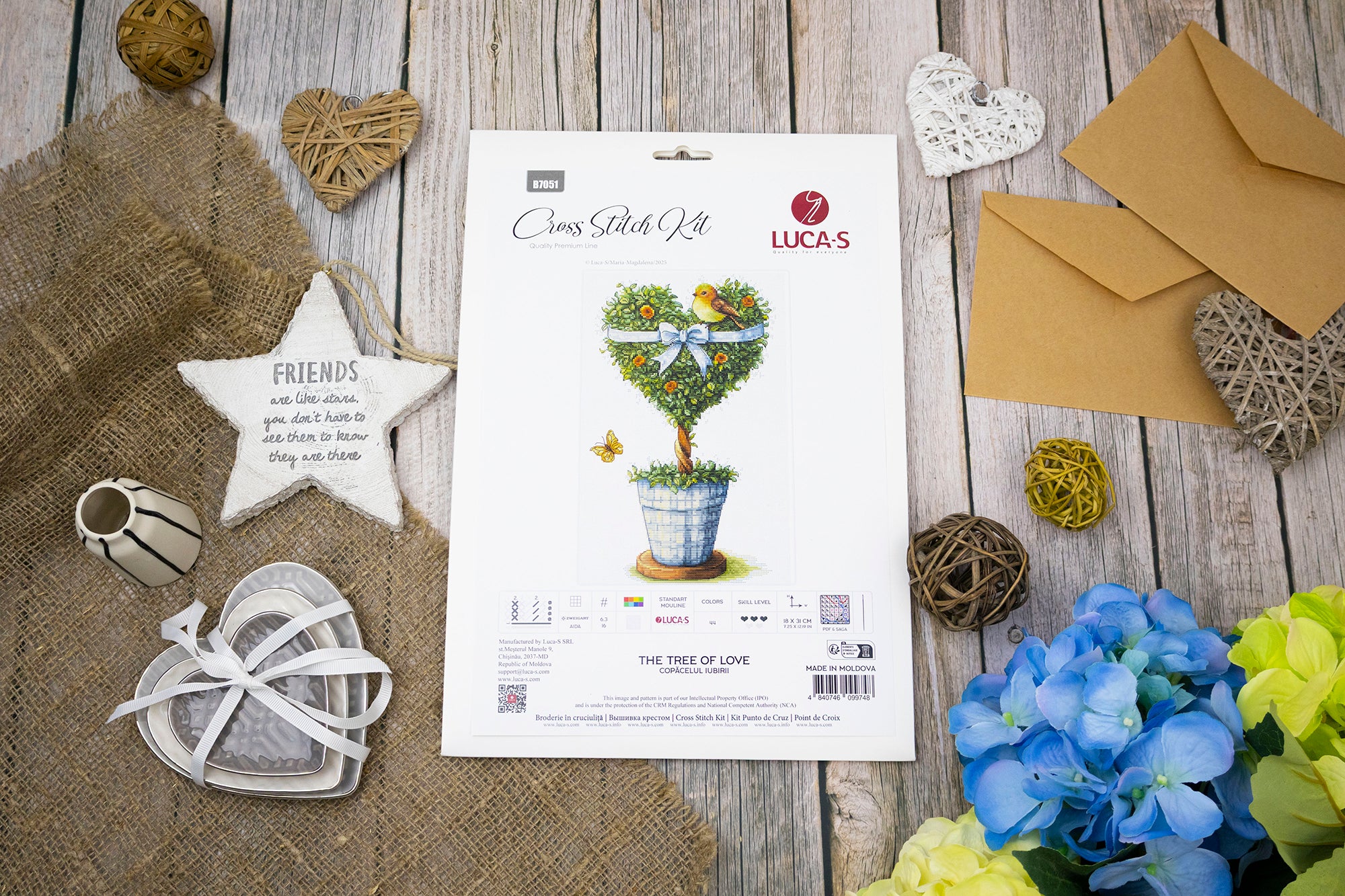 Luca-S B7051 The Tree of Love Cross Stitch Kit, 18x31 cm, 44 Colors, Zweigart Aida 16ct White Fabric, 100% Cotton Thread