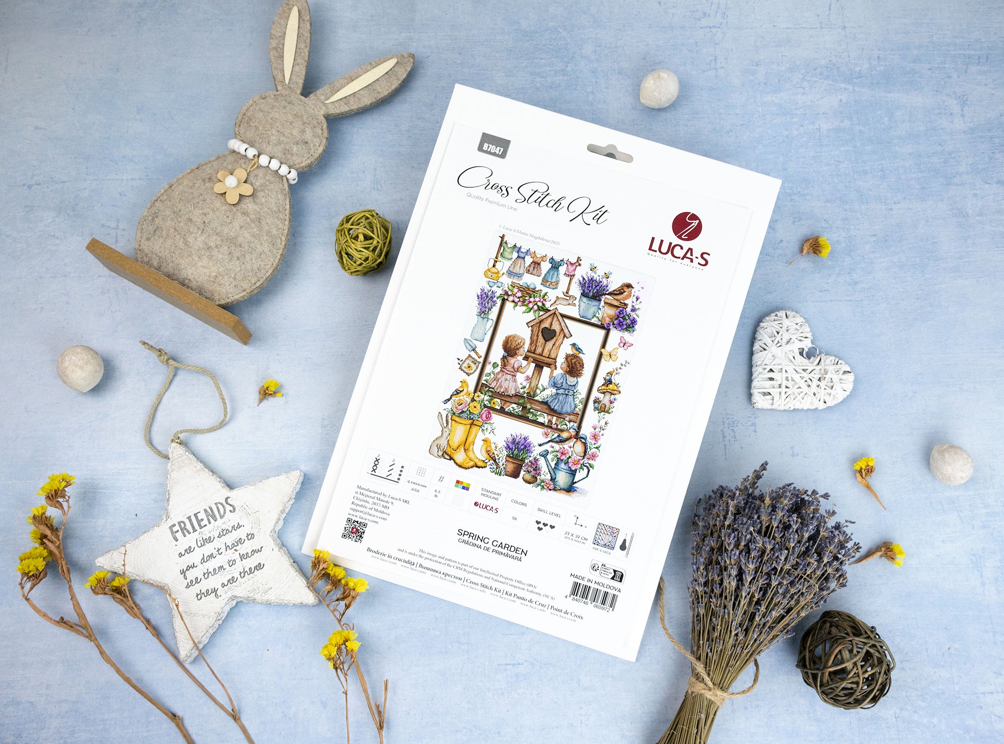 Luca-S B7047 Spring Garden Counted Cross Stitch Kit, Zweigart Aida 16ct White Fabric, 58 Colors, 27 x 37 cm Finished Size