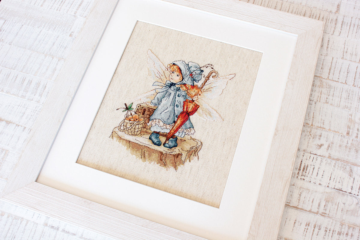 Luca-S B1110 Fee The Autumn Fairy Cross Stitch Kit, 37 Colors, Aida 16 Zweigart Fabric 18x20.5 cm, Anchor Mouliné Cotton Threads