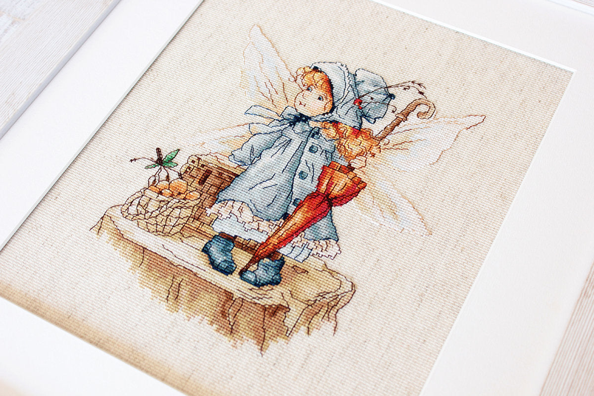 Luca-S B1110 Fee The Autumn Fairy Cross Stitch Kit, 37 Colors, Aida 16 Zweigart Fabric 18x20.5 cm, Anchor Mouliné Cotton Threads