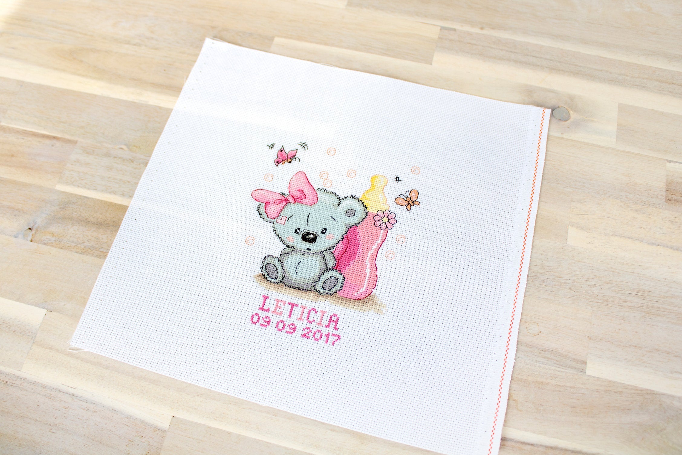 Kit de broderie în cruce Luca-S B1147 Leticia, Material Aida 16 ct Zweigart, Aste Anchor, 28 Culori, Dimensiune 13x15.5 cm